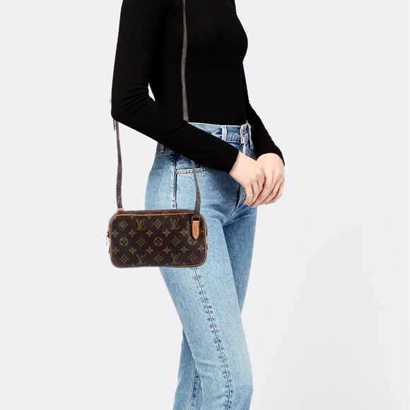 Vuitton Marly Bandouliere Vintage Crossbody - Picture 2 of 11